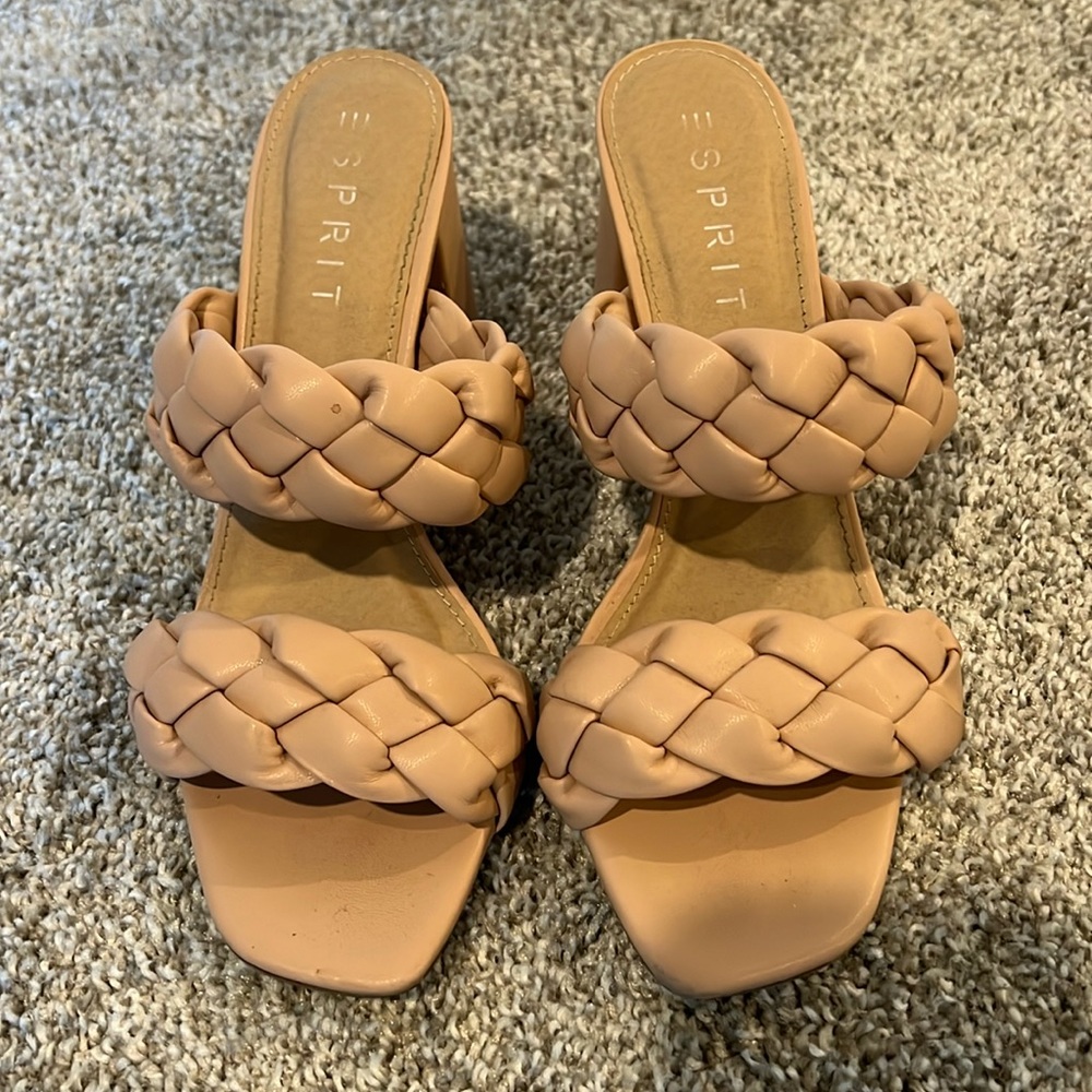 Esprit Braided Tan Heels